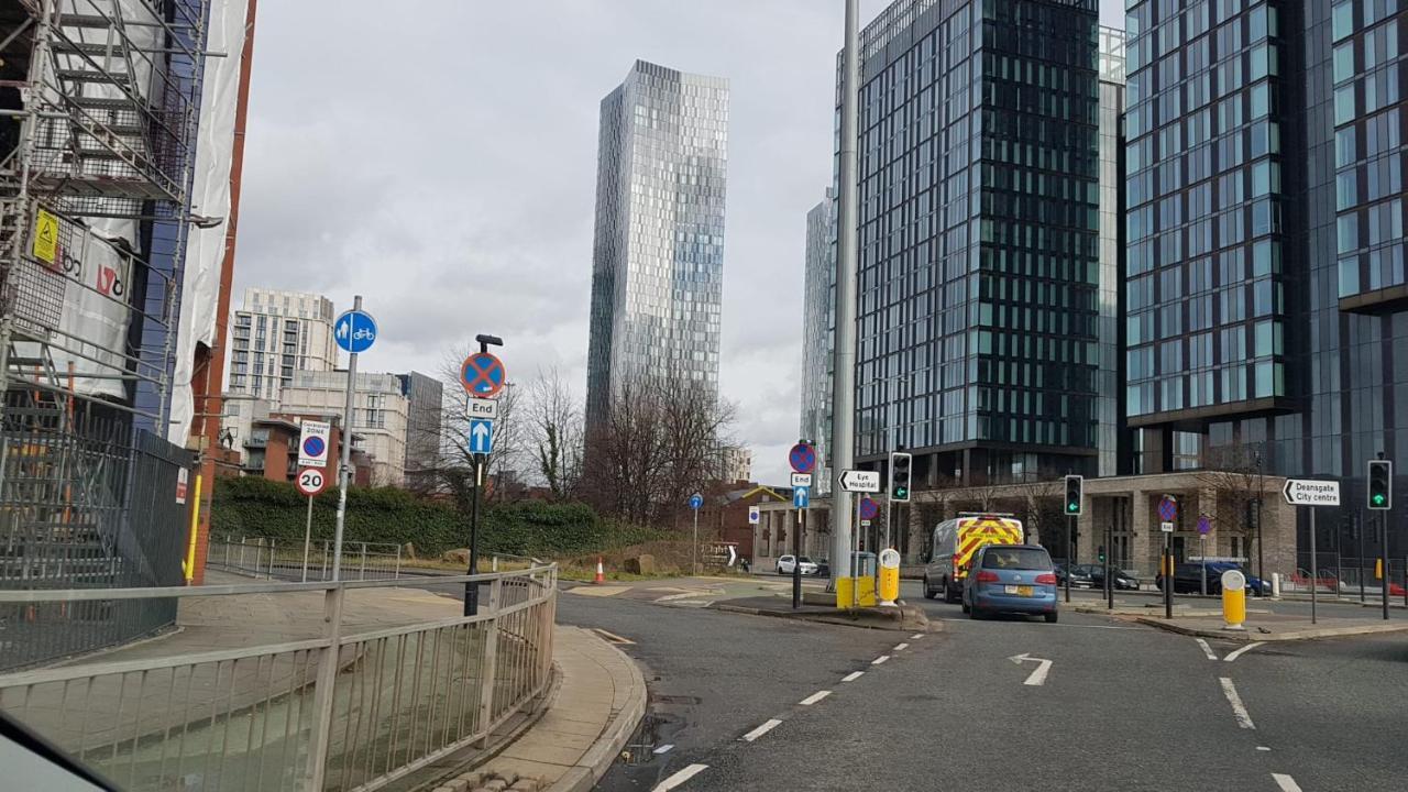 Luxury 2 Bed Apt With Free Wi-Fi & Parking Manchester Exterior foto